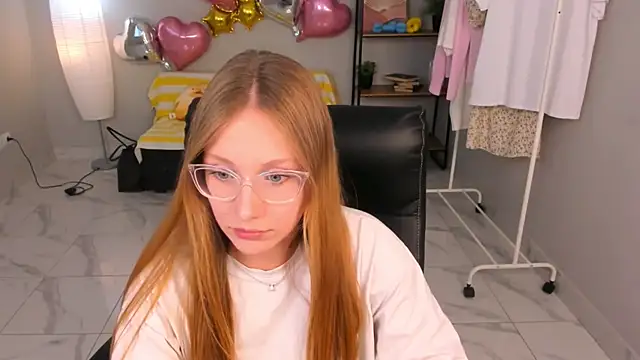 Elizabeth_Hunt webcam