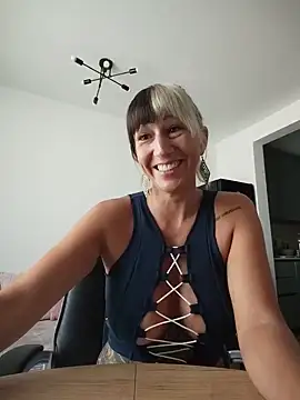 kendra_peach webcam