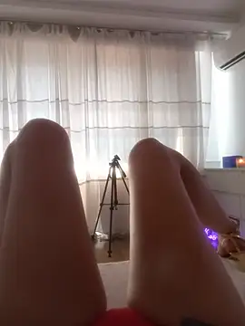 LauraDelightX webcam