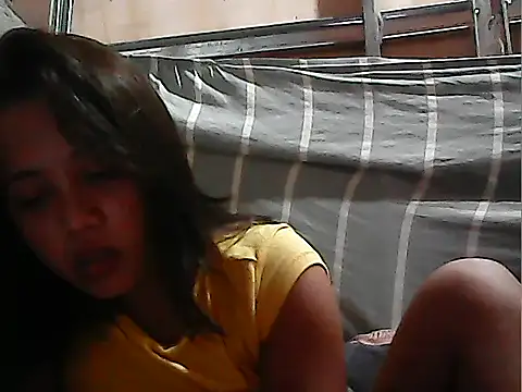 Yours_AsianPinayGirl18 webcam