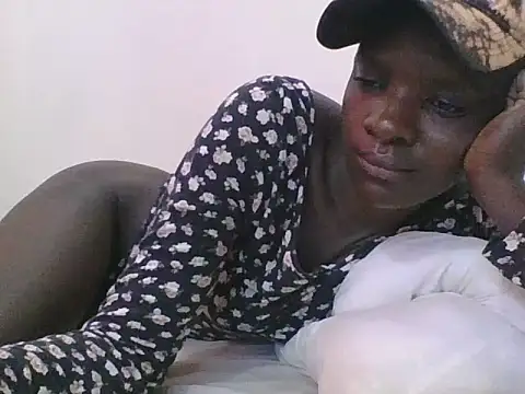 ebonypetite2 webcam