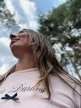 Wonder_Kari live sex cam