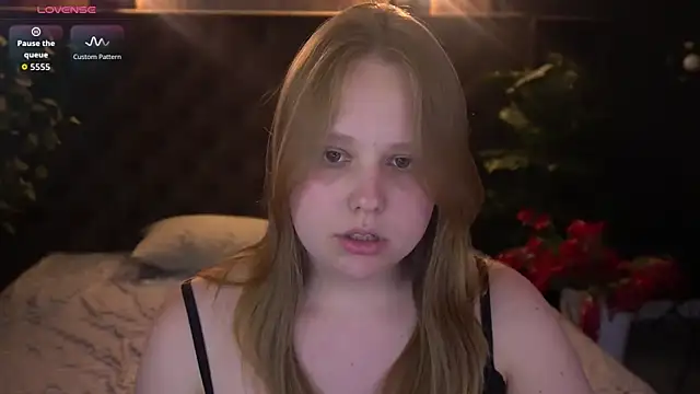 CrystallPaws webcam