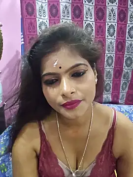 SUZY_QUEEN01 webcam