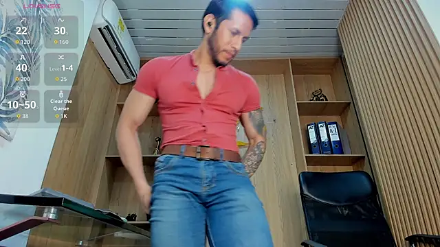 George_Diesell live cam on StripChat