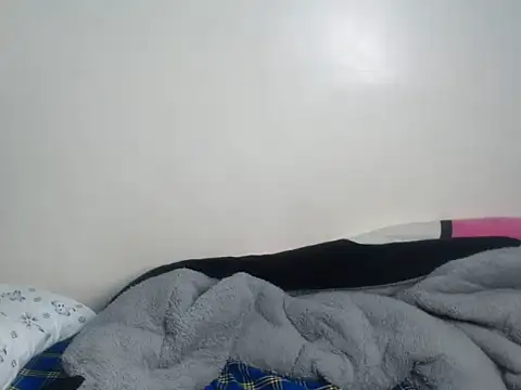 Prettypixxiee webcam