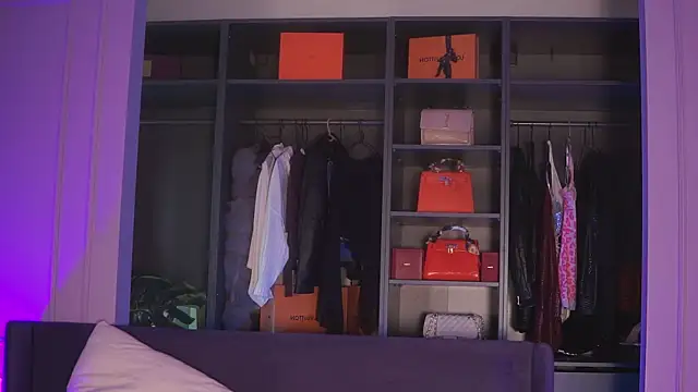 Monique_Celeste webcam