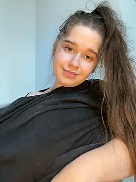 HornyGirlH webcam