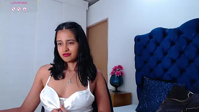 Lili666_ webcam