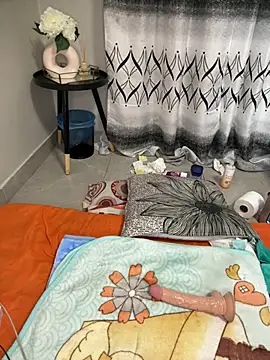 Nicole_bash webcam