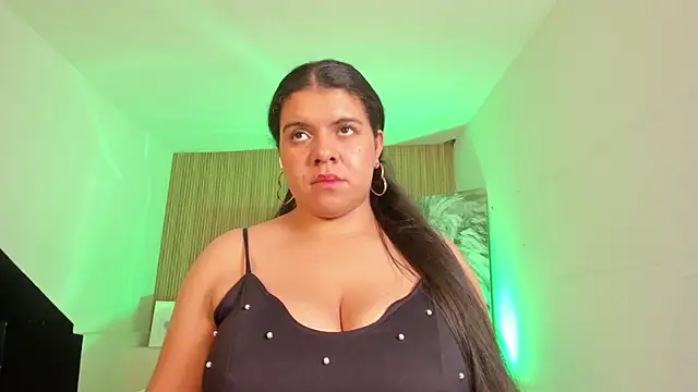 lilithGrayy_ webcam