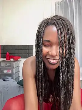 ShantelSexyYoungMilfie
