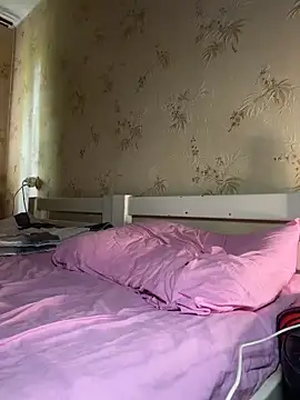 Naughtbaby_2025 webcam