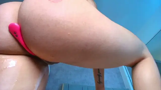 shanell-hott webcam