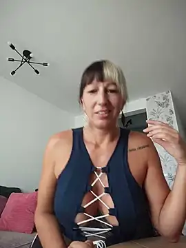 kendra_peach webcam