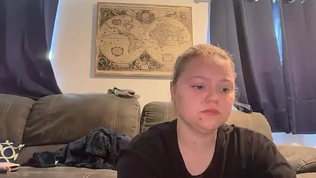 GirlNextDoorAmber webcam