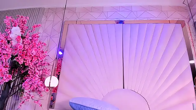 VesperVelvet webcam