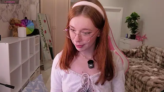 eva_aria webcam