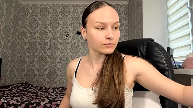 ShaylaChong webcam