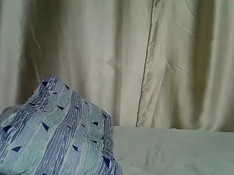 Queen_pretty2 webcam