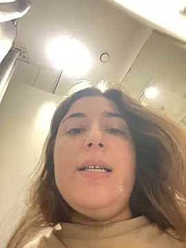 kate_nicepops333221 webcam