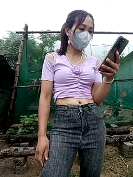 Thobaby112 live cam on StripChat