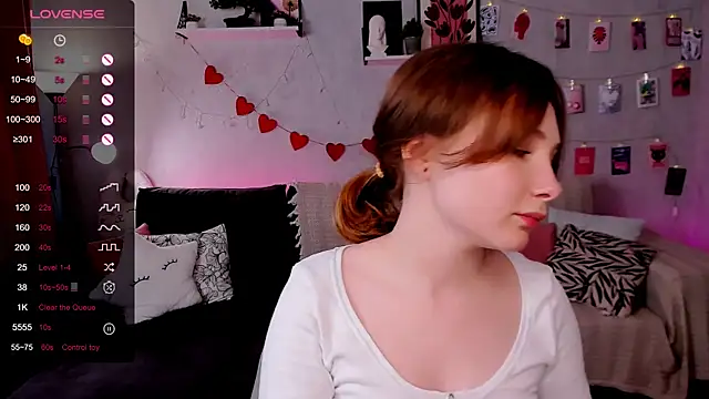 LanaBlu_ webcam