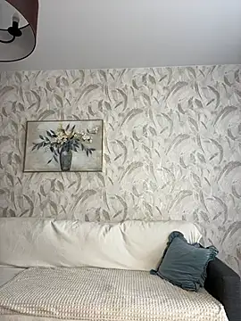 LynaFrost webcam