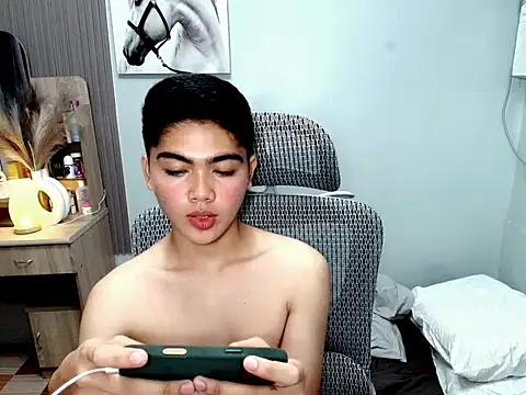ItsKenny webcam