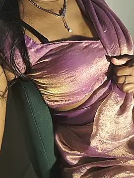 DIRTYSECRET_QUEEN_07 webcam