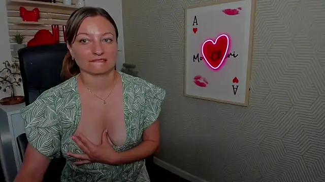 angelaSamt webcam
