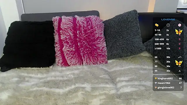 KendallWood_ webcam