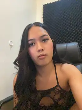 sexyasiancock_yllana webcam