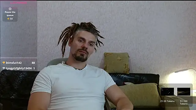 Aestheticguy101 webcam