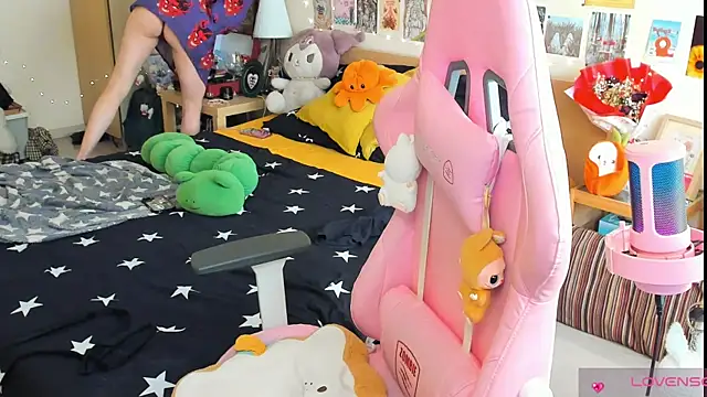 Sunny_Elly webcam