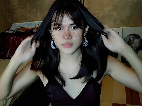 YllanaAltheaXxX webcam