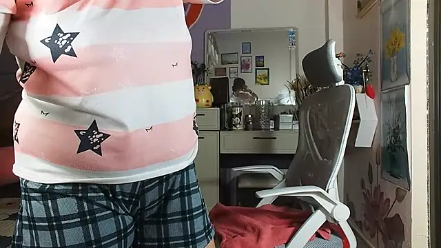 lyly_asian webcam