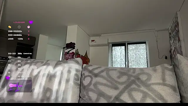 EIeniVanwart webcam
