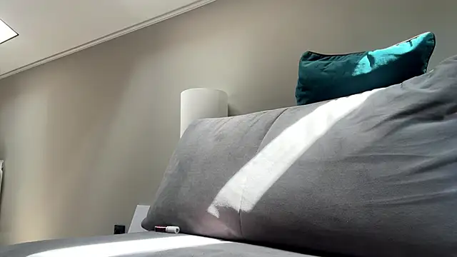Kissme_Kira webcam