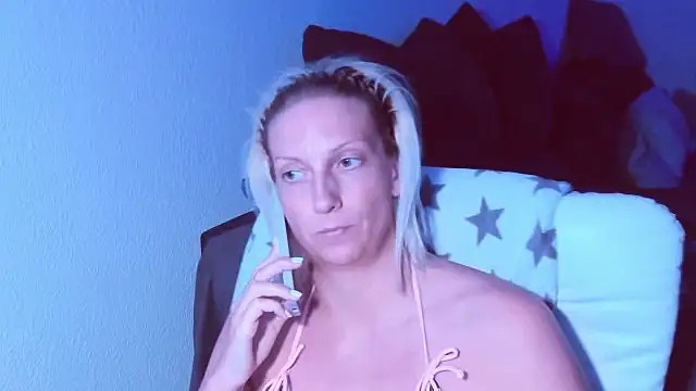 SexyJulia21 webcam