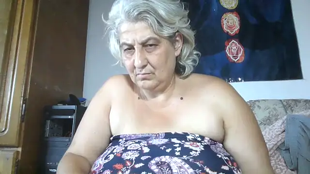 ExquisiteMature webcam
