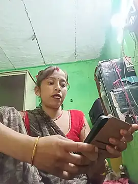 Cut_shivi56 webcam