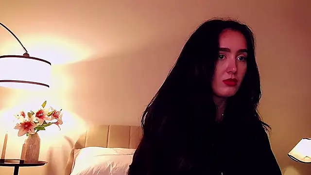 KimKhallifa webcam