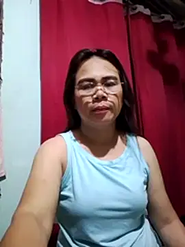 erma_joy live cam on StripChat