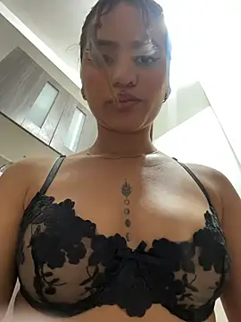 ViankaRose webcam