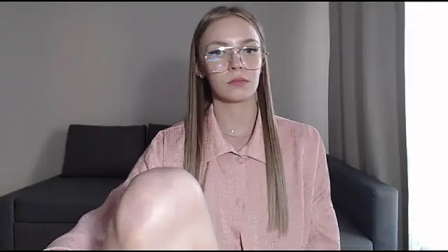 HitGyrl webcam