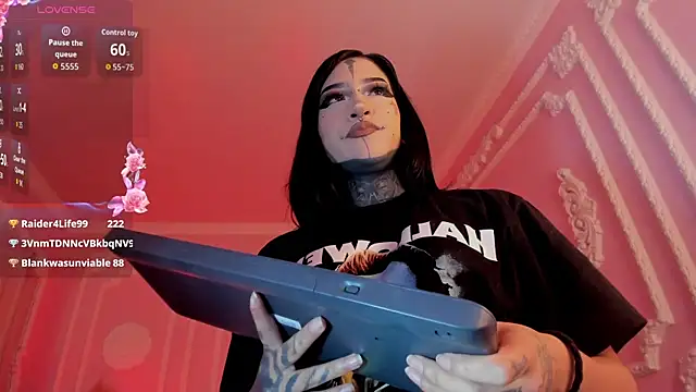 Kat_VonDe webcam