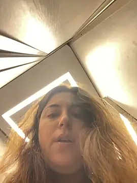 kate_nicepops333221 webcam