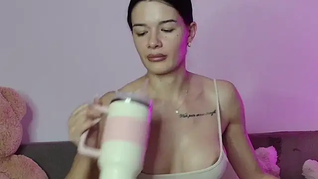 Eva_Millar webcam