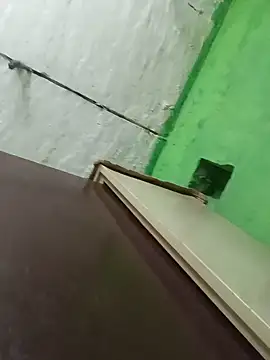 Cut_shivi56 webcam